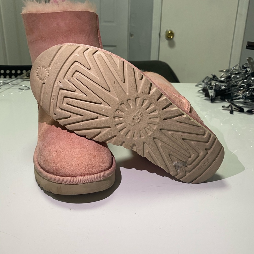 Uggs with bows